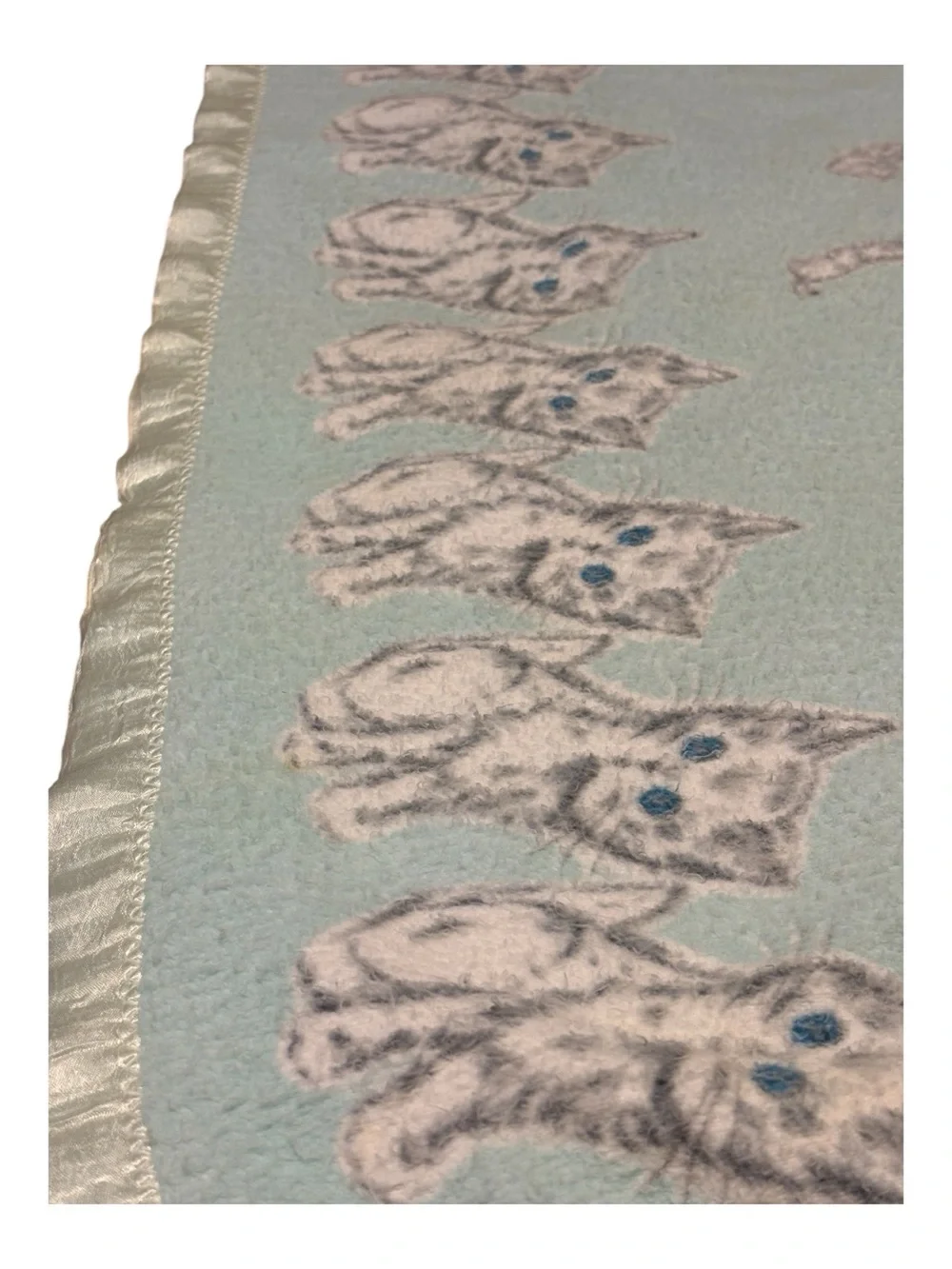 Vintage Green Baby Blanket Gray White Kitten Cats Blue Eyes Satin Trim Nursery